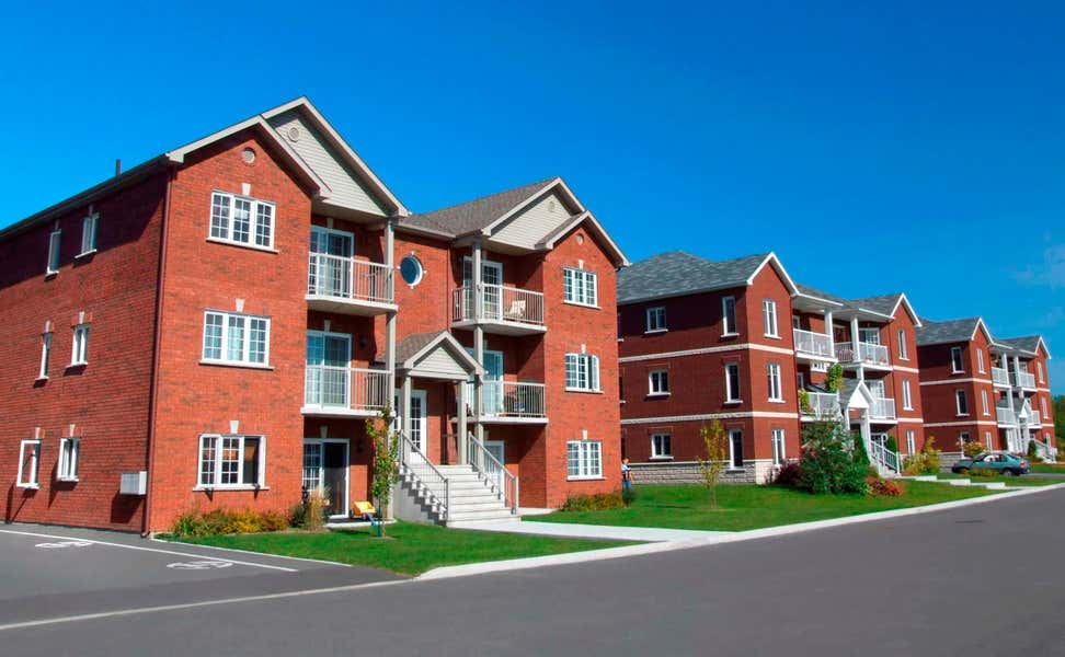 Senior Housing & Community Living Options