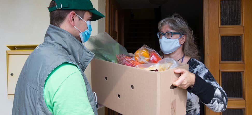 This tip sheet describes ways to stay safe while receiving deliveries of food or supplies during the COVID-19 pandemic.